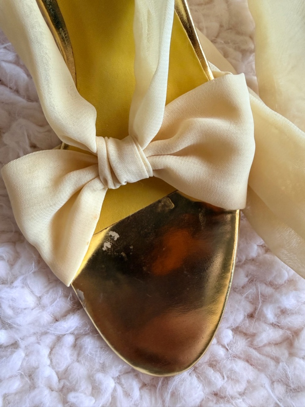 Vintage BCBG Max Azria Gold Ankle Wrap Heels Chiffon Bow Y2K Coquette Heels 8.5⁠ - Picture 4 of 6